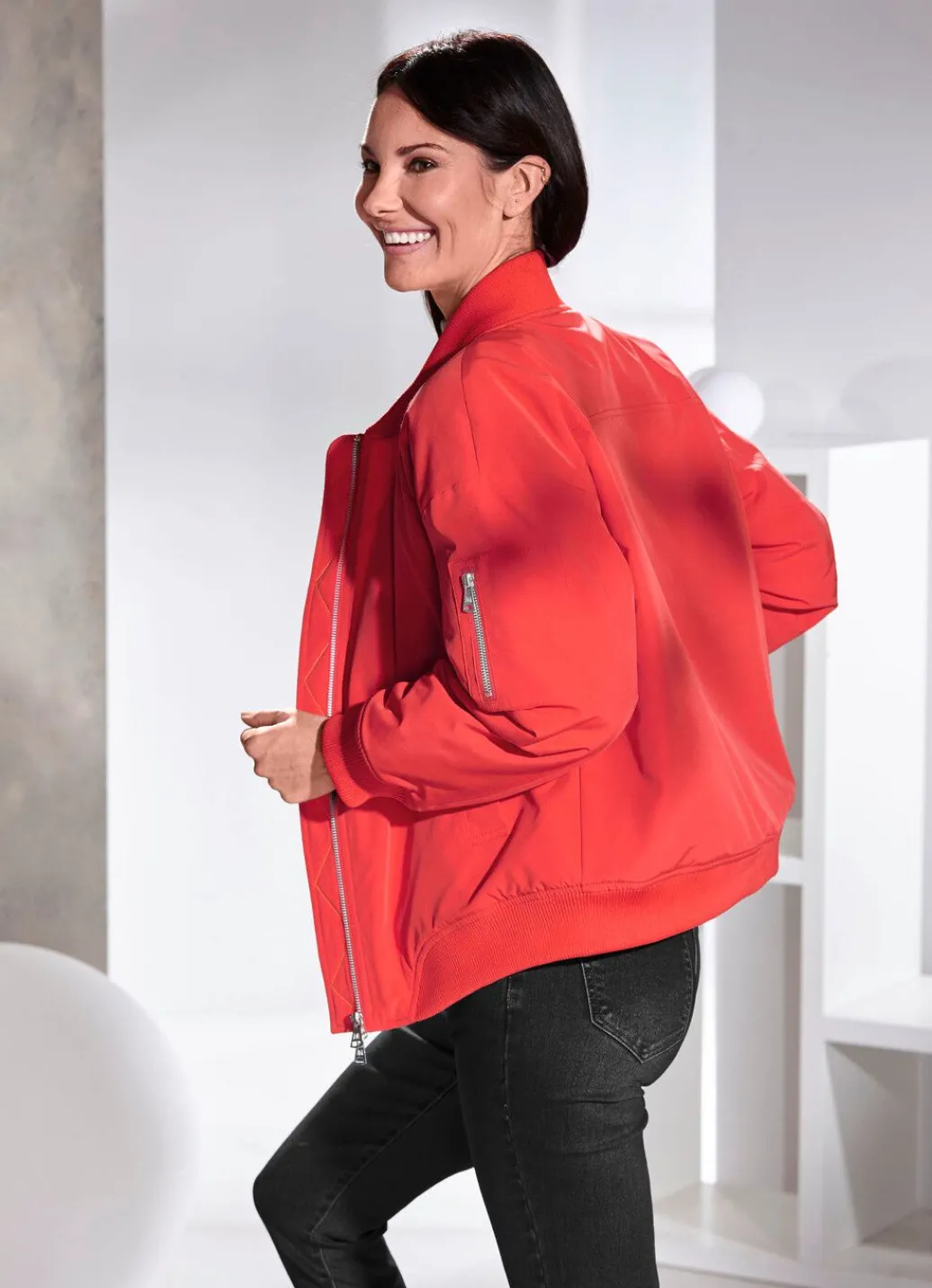 Damen Mona Winterjacken<Blouson mit 2-Wege-Reißverschluss