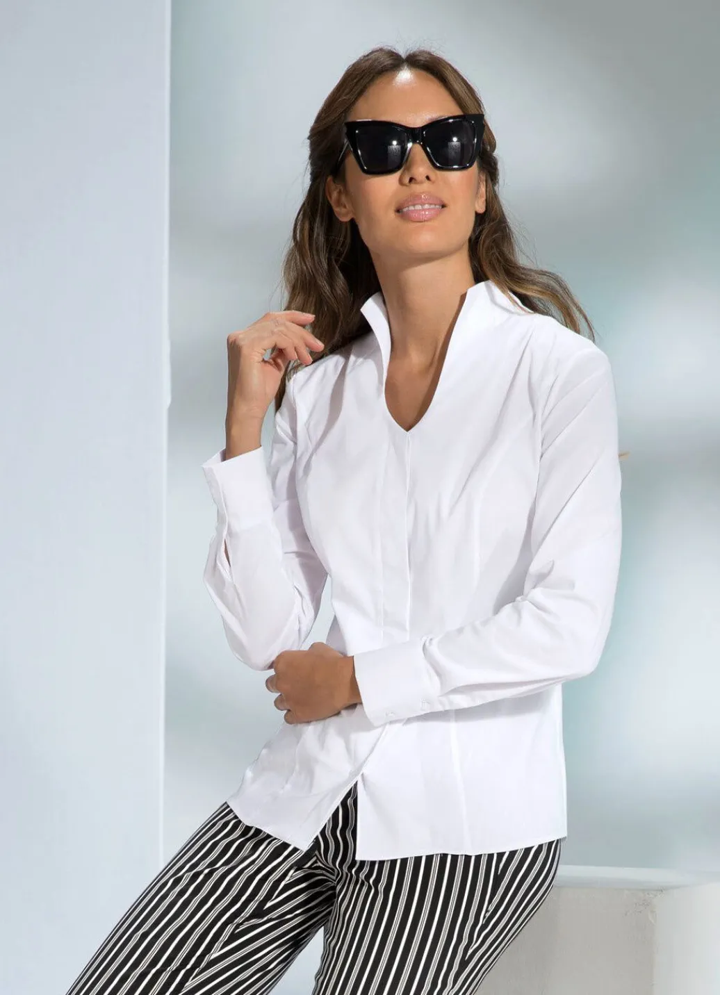 Damen Mona Basics<Bluse mit Kelchkragen