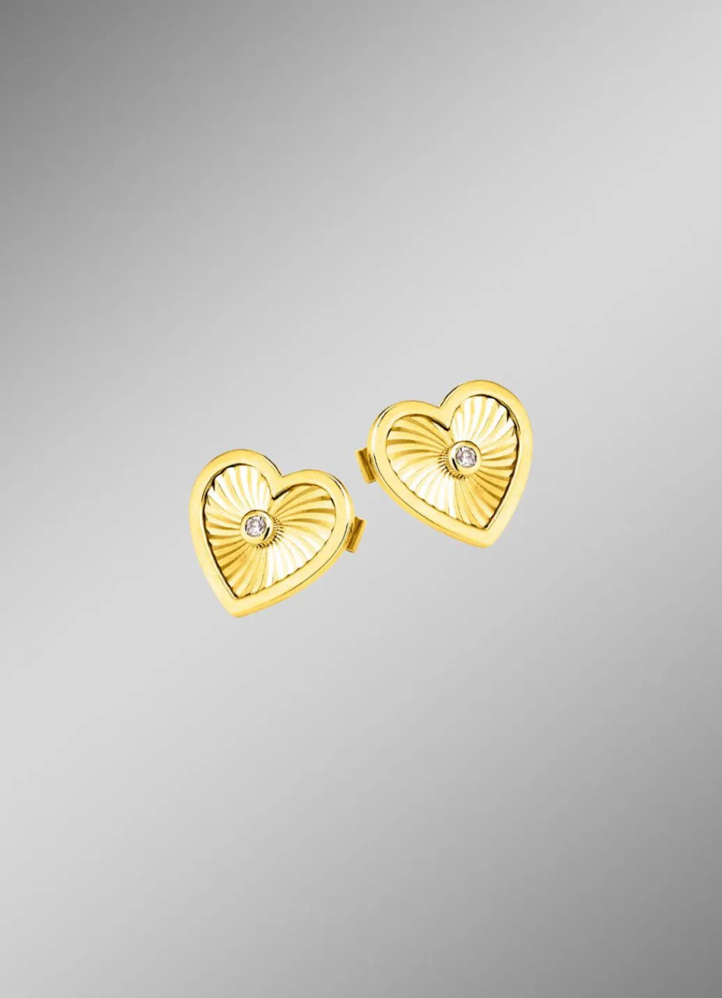 Damen Mona Ohrschmuck<Diamantierte Herz-Ohrstecker