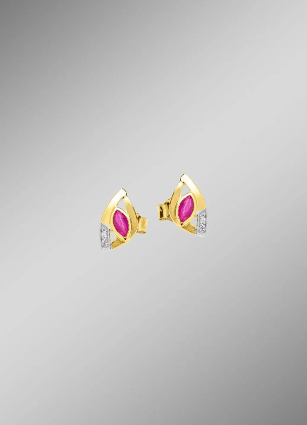 Damen Mona Ohrschmuck<Elegante Ohrstecker mit Rubin und Zirkonia