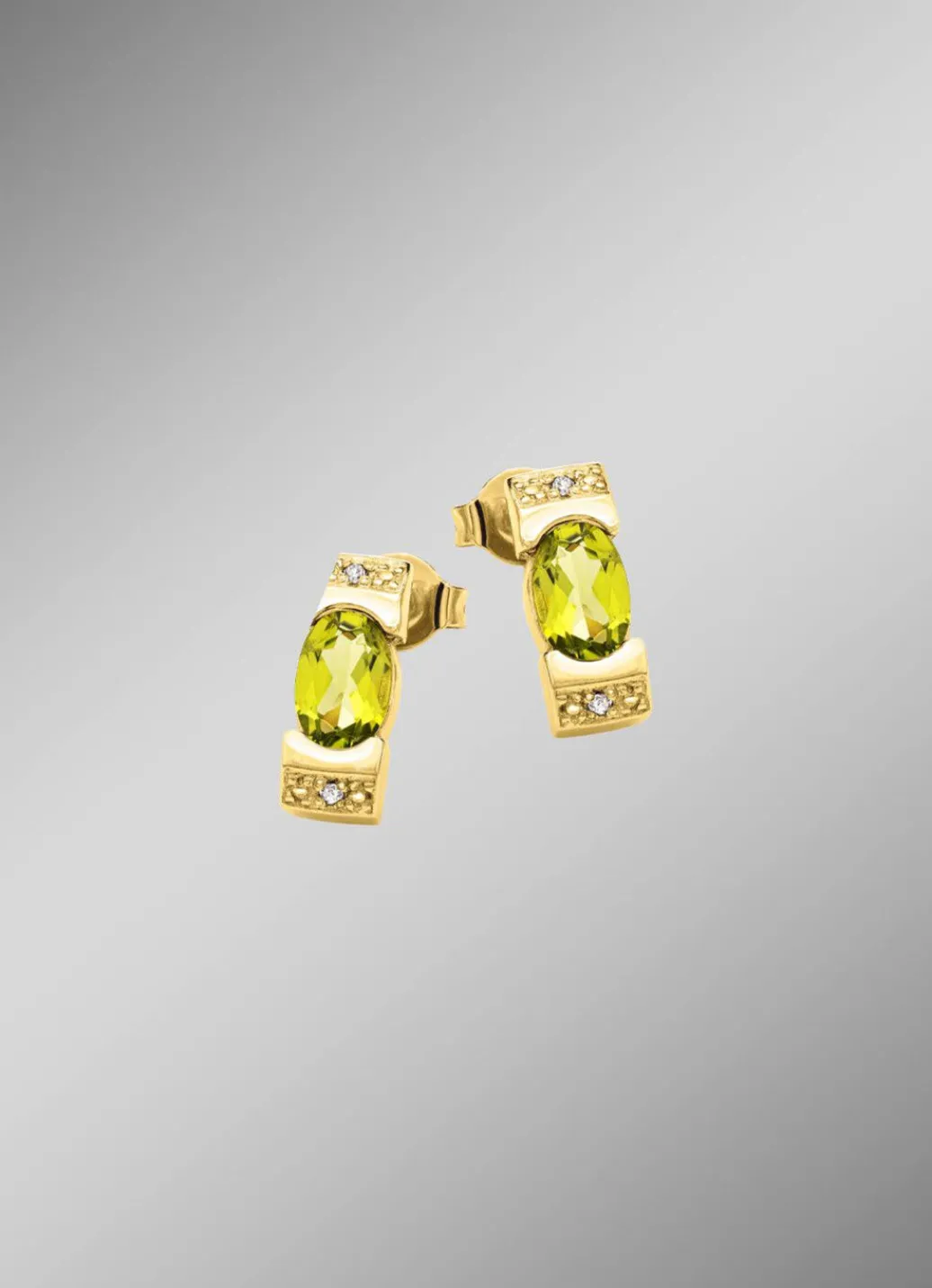 Damen Mona Ohrschmuck<Frische trifft Eleganz – Ohrstecker mit Peridot und Diamanten