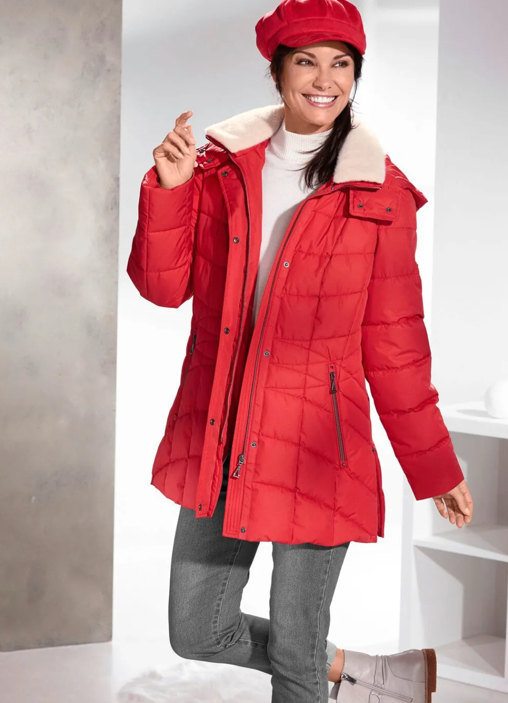 Damen Mona Funktionsjacken<Funktionsjacke mit abnehmbarem Kunstpelz-Besatz am Kragen
