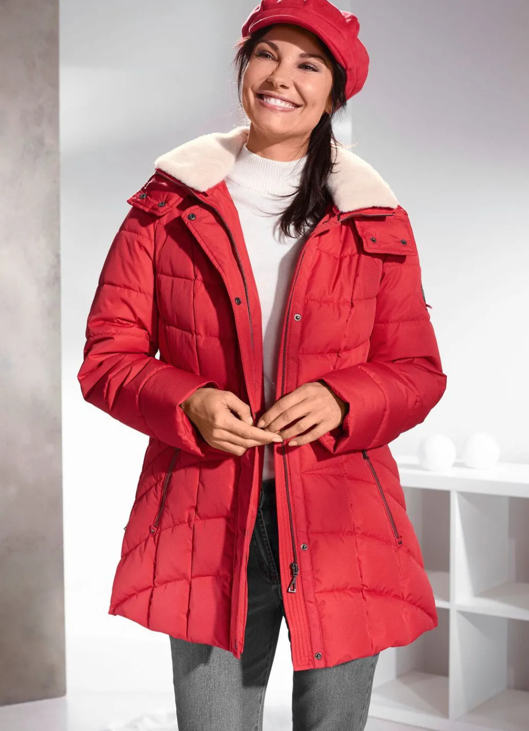 Damen Mona Funktionsjacken<Funktionsjacke mit abnehmbarem Kunstpelz-Besatz am Kragen