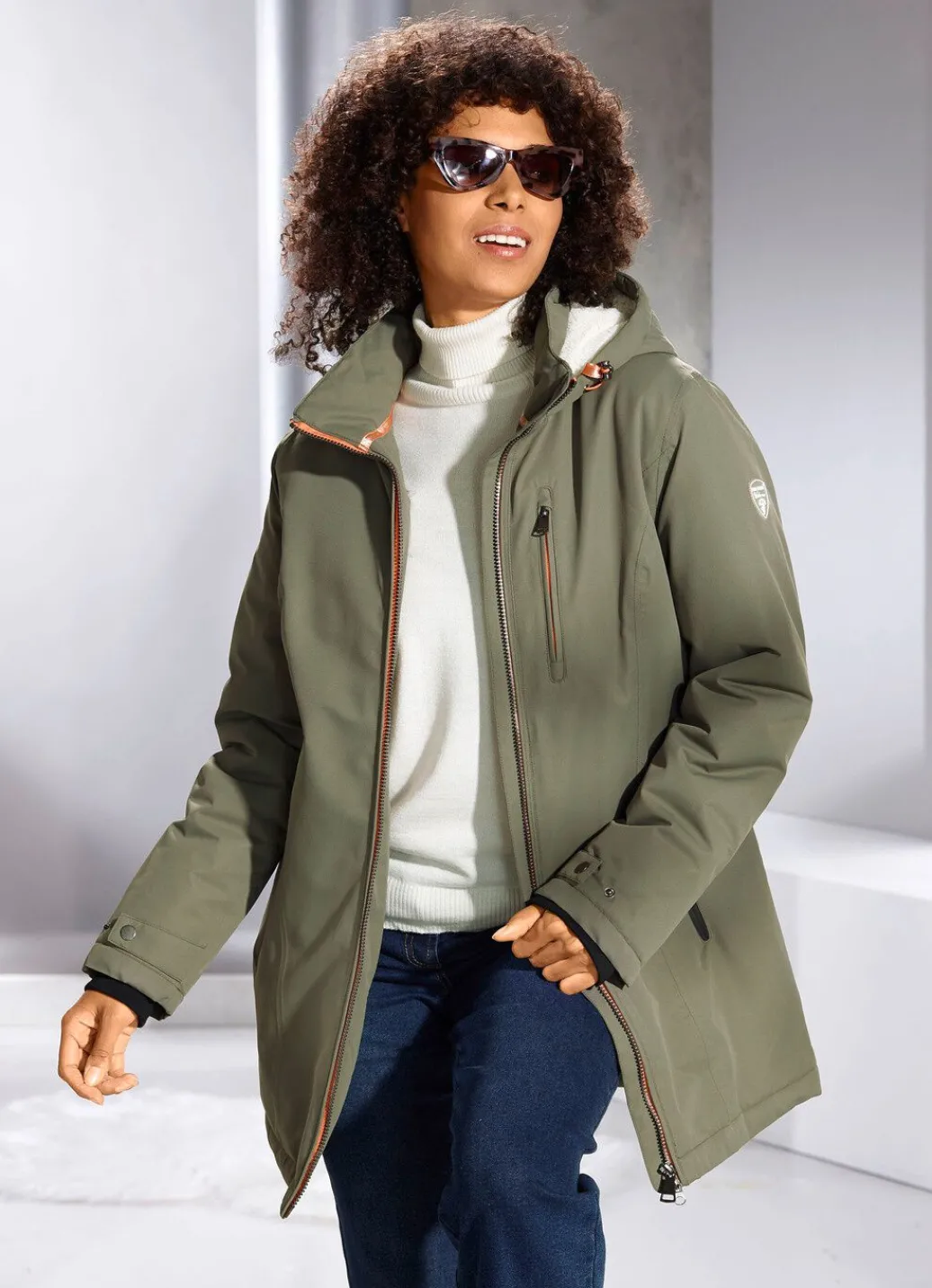 Damen Mona Funktionsjacken<Funktionsjacke mit fester Kapuze