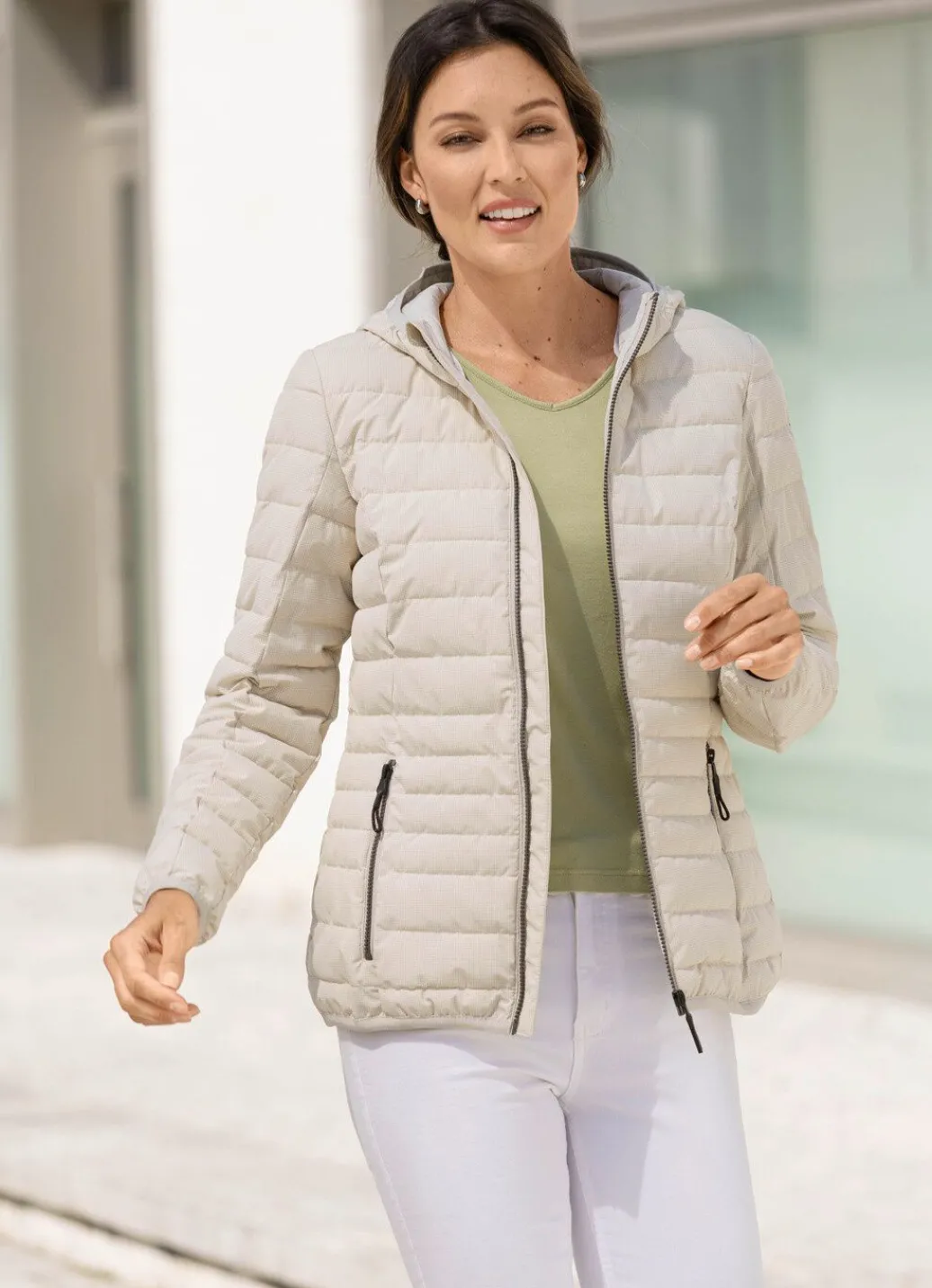 Damen Mona Funktionsjacken<Funktionsjacke mit fester Kapuze
