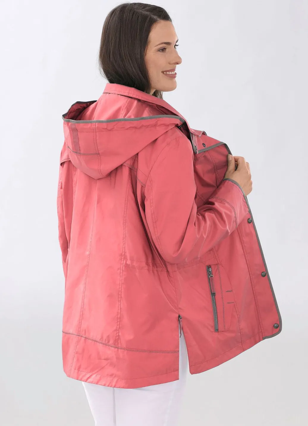 Damen Mona Funktionsjacken<Funktionsjacke mit Reißverschluss an den Seitenschlitzen