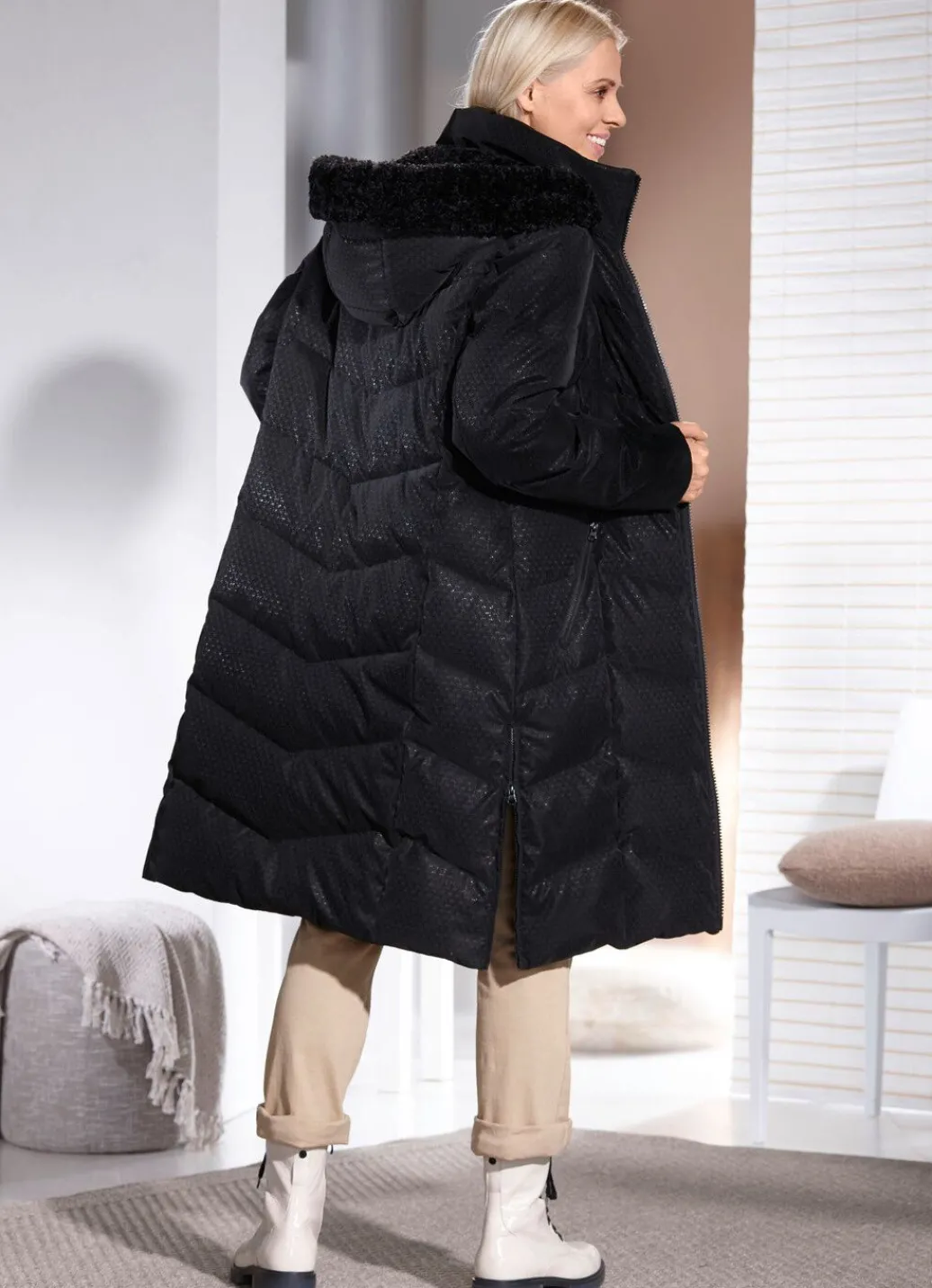 Damen Mona Funktionsjacken<Funktionsmantel im Puffer-Style