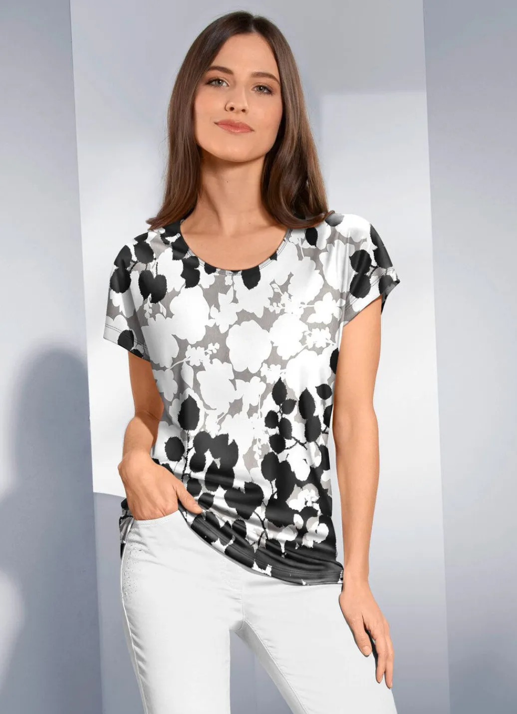 Damen Mona Kurzarm<Hübsches Shirt mit überschnittener Schulterpartie