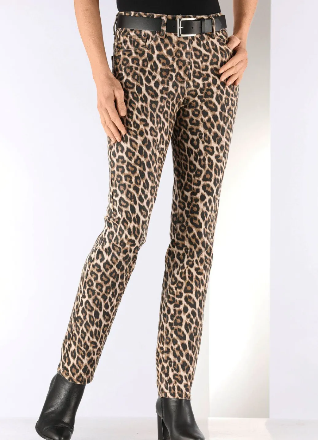 Damen Mona Lange Hosen<Hose in angesagter Leo-Dessinierung