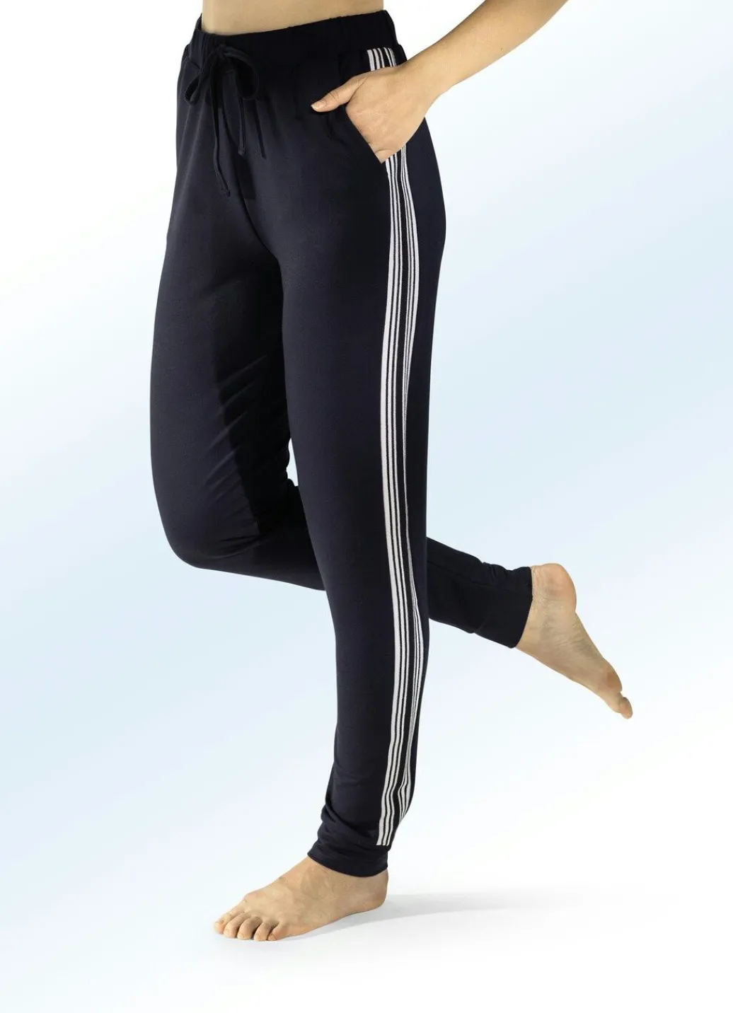 Damen Mona Freizeithosen<Hose mit Dehnbund rundum