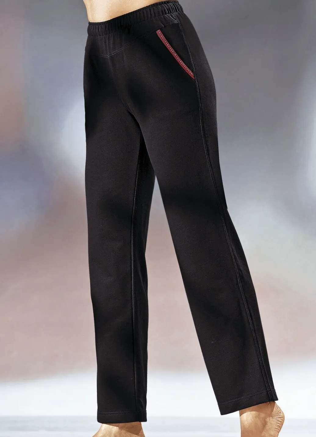 Damen Mona Freizeithosen<Hose mit Glanzgarn besticktem Zierband