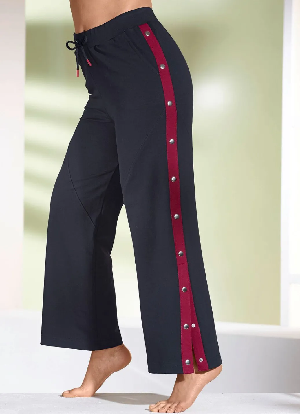 Damen Mona Freizeithosen<Hose mit seitlichen Knöpfen