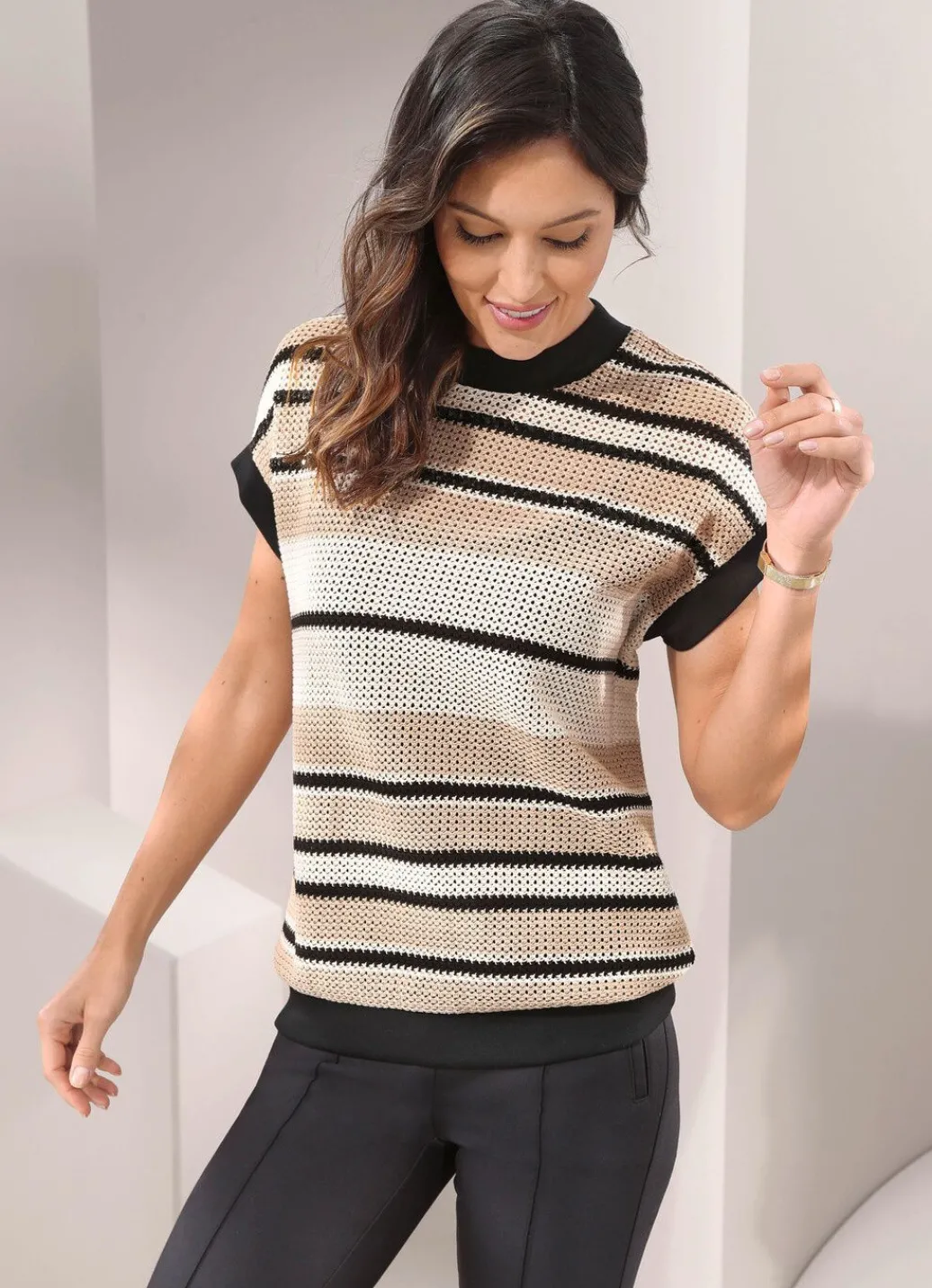 Damen Mona Kurzarm<2-in-1 Shirt mit Pailletten-Stickereien