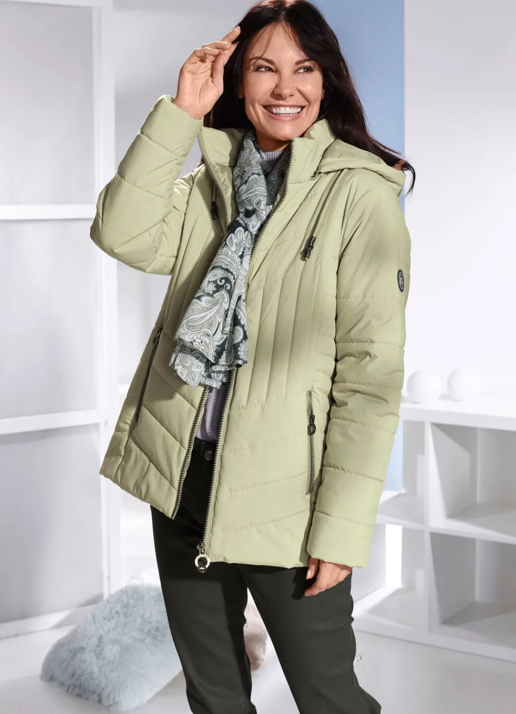 Damen Mona Winterjacken<Jacke mit abnehmbarer Kapuze