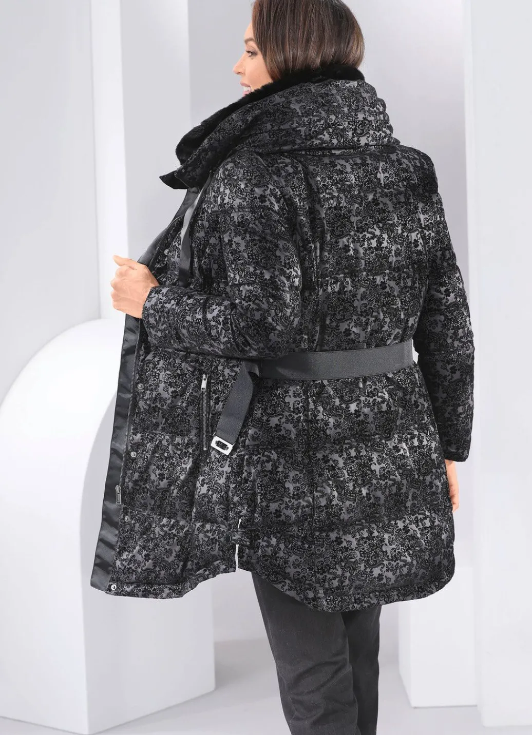 Damen Mona Winterjacken<Jacke mit Gürtel