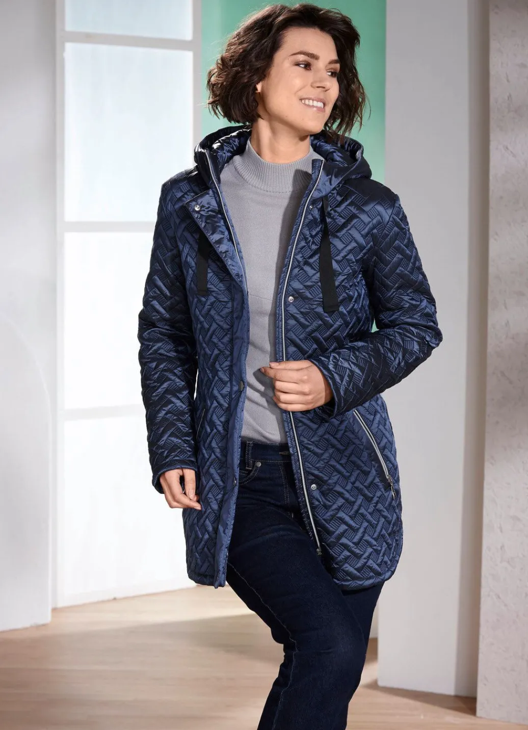 Damen Mona Winterjacken<Jacke mit interessanter Steppung
