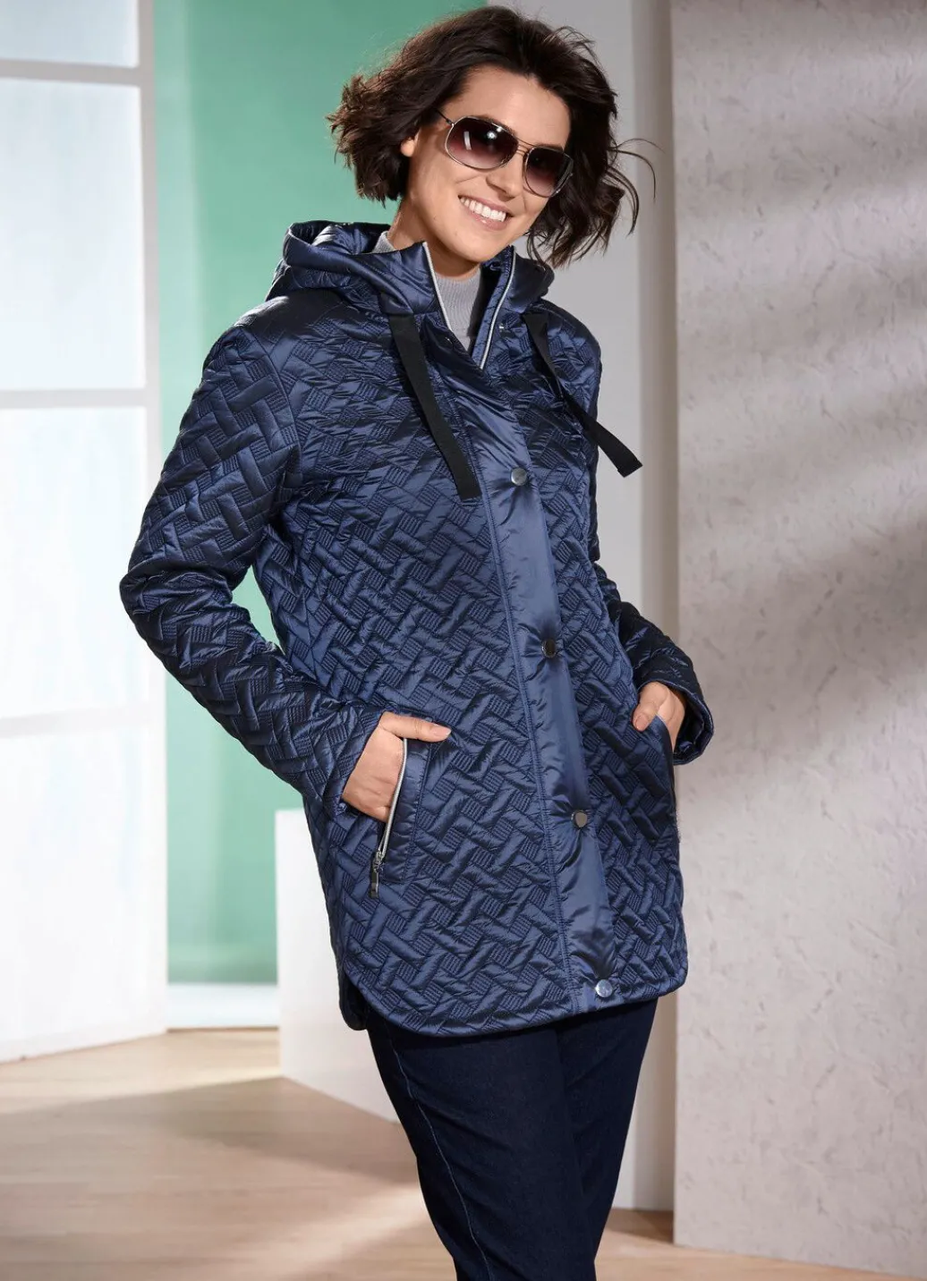 Damen Mona Winterjacken<Jacke mit interessanter Steppung