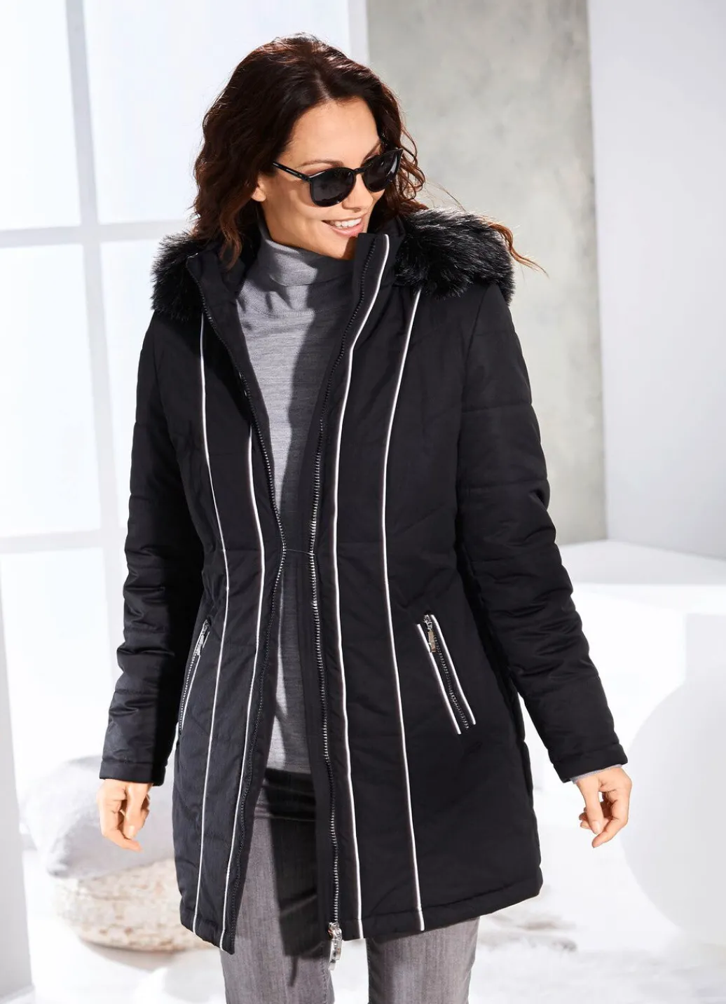 Damen Mona Winterjacken<Jacke mit Kontrastpaspelierungen