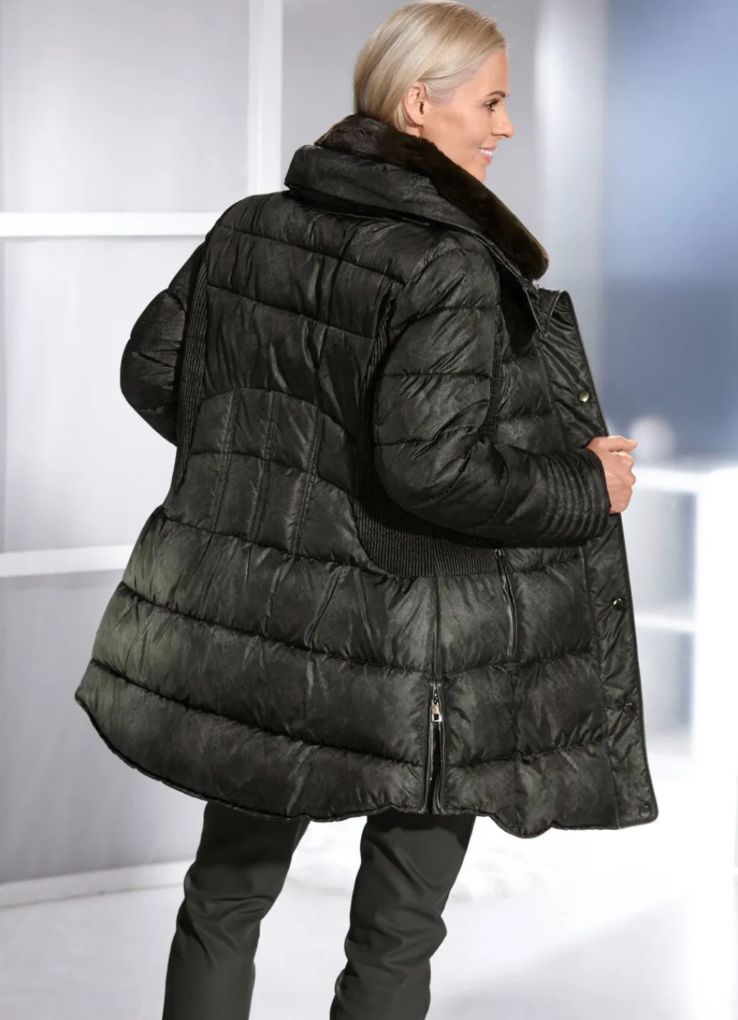 Damen Mona Winterjacken<Jacke mit Reptildessin