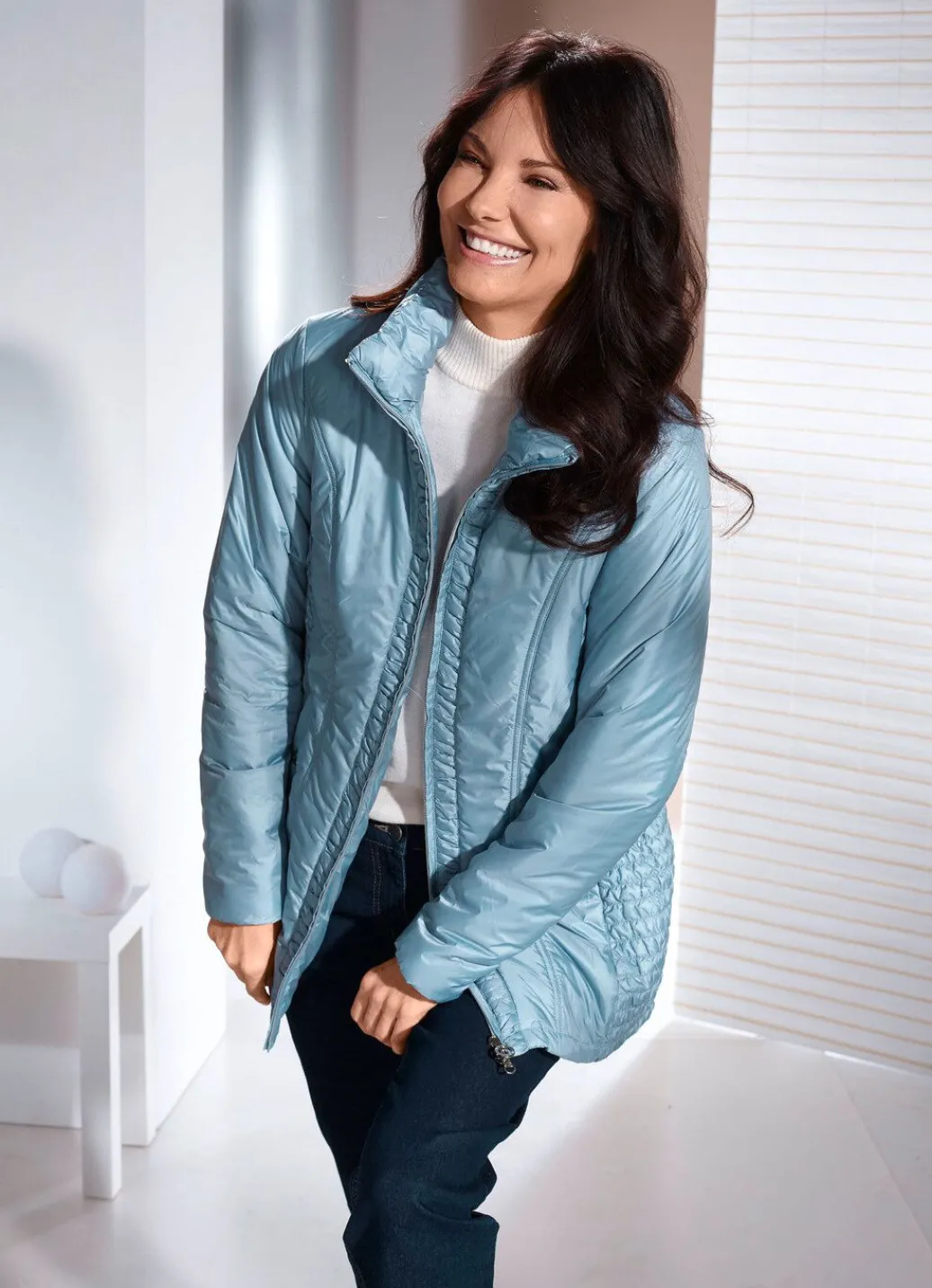 Damen Mona Winterjacken<Jacke mit Smokeinsätzen