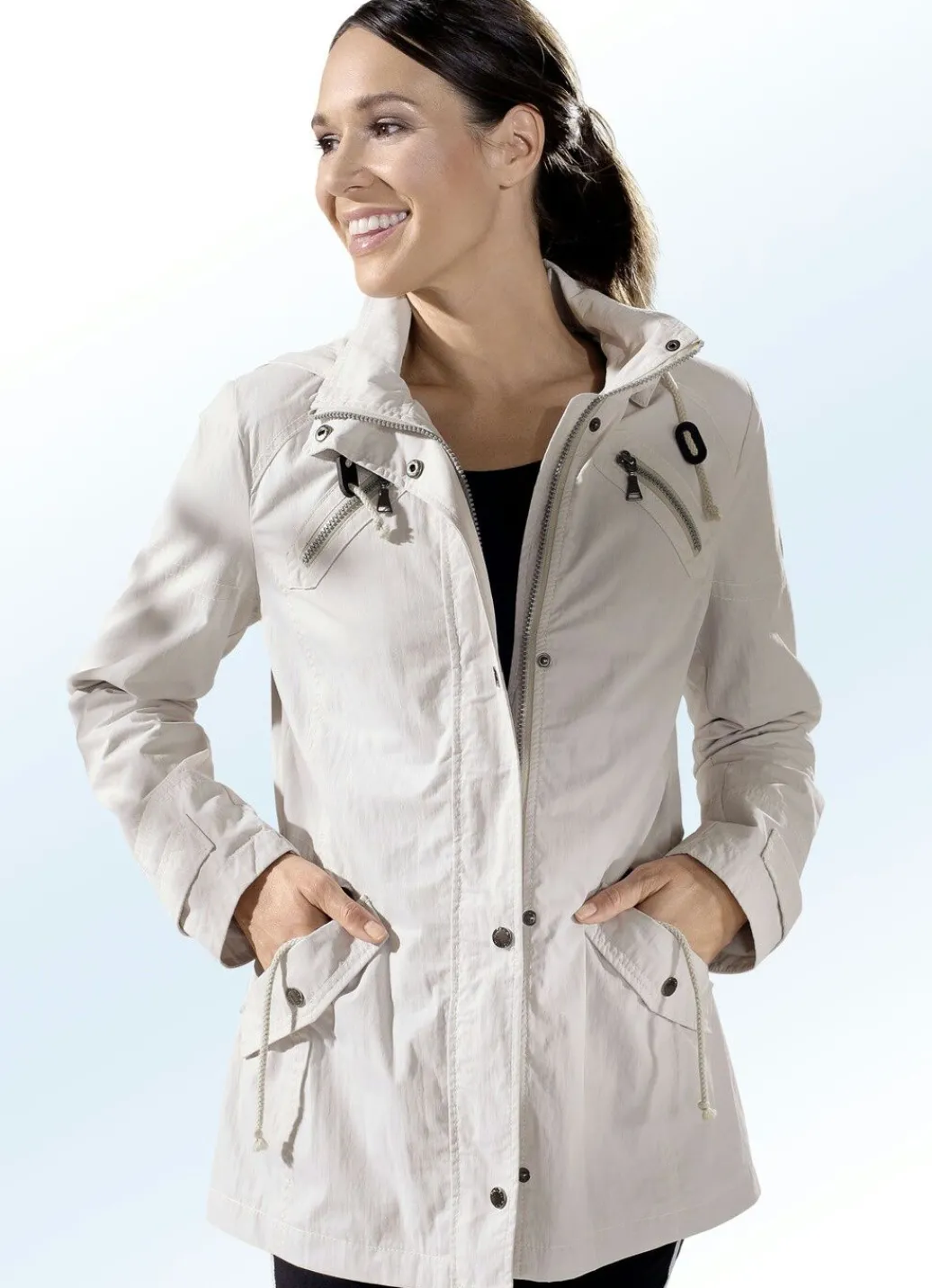 Damen Mona Übergangsjacken<Jacke mit weitenregulierbaren Ärmelriegeln