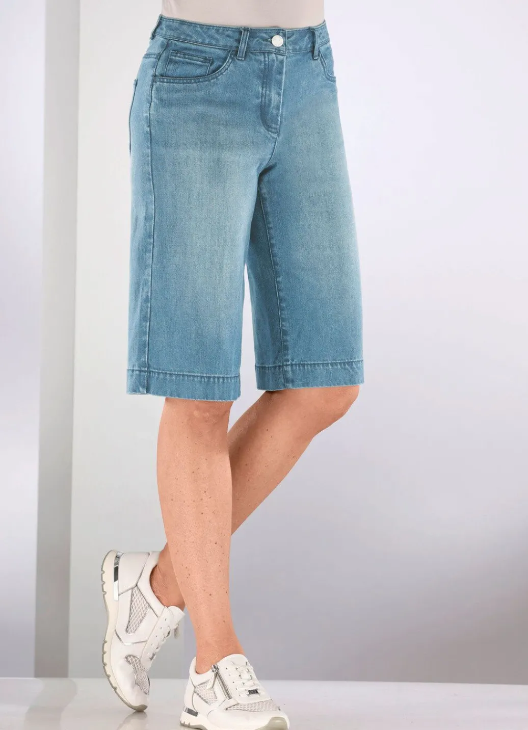 Damen Mona Shorts|Lange Hosen<Jeans-Bermudas in 5-Pocket-Form