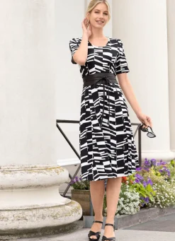 Damen Mona Sommerkleider|Freizeitkleider<Kleid in Schlupfform