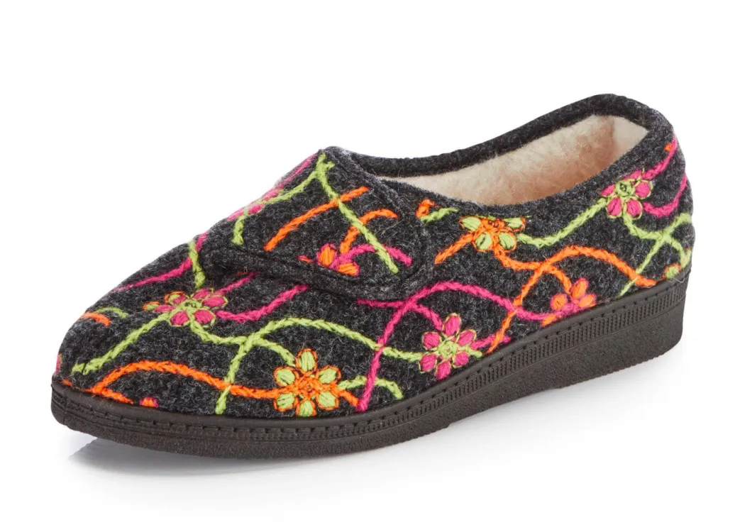 Sale Klett-Hausschuh mit bunter Blüten-Stickerei Damen Hausschuhe