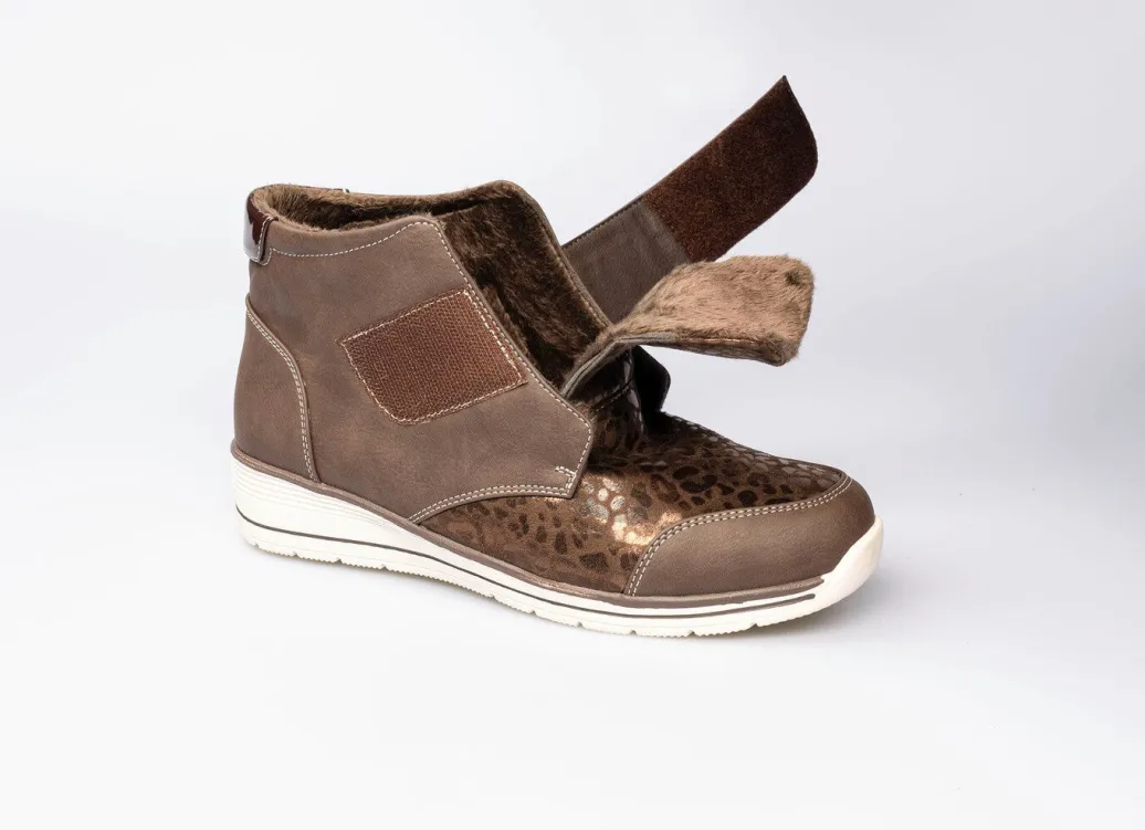 Discount Komfort-Stiefelette im angesagten Leo-Look Damen Stiefel & Stiefeletten