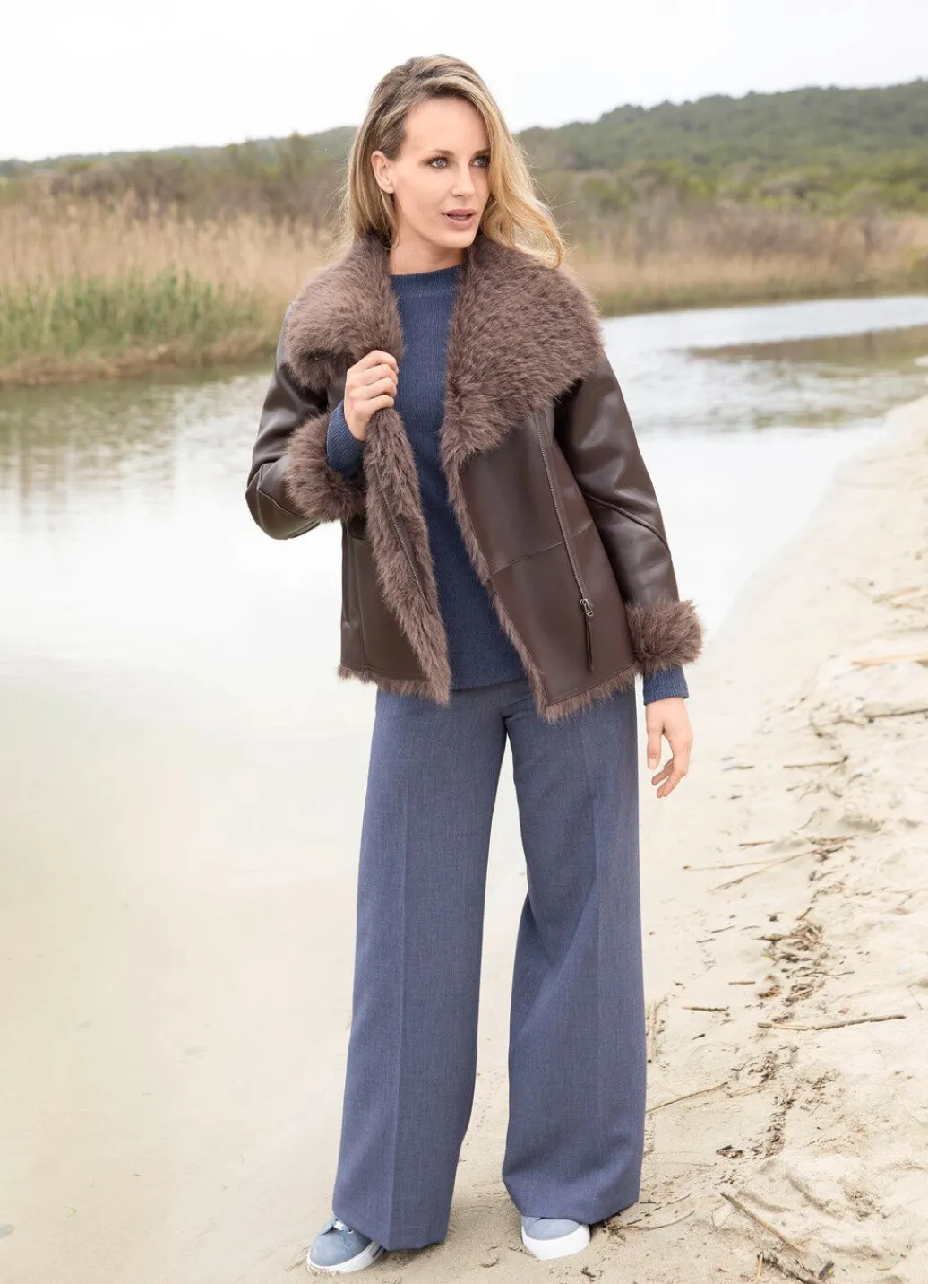 Damen Mona Übergangsjacken|Lederimitatjacken<Kurzjacke aus Nappaleder-Imitat