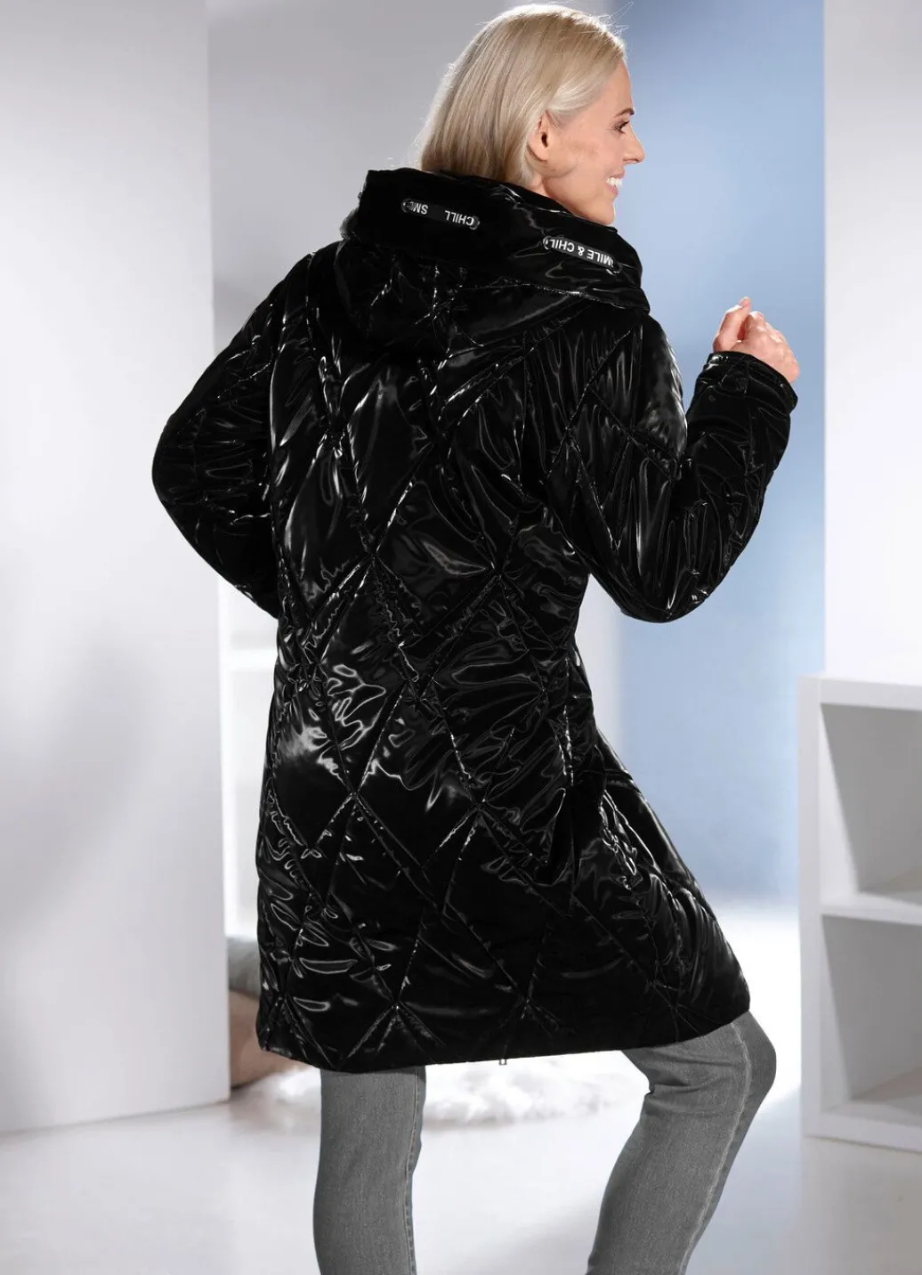 Damen Mona Wintermäntel<Kurzmantel in topaktueller Lackoptik