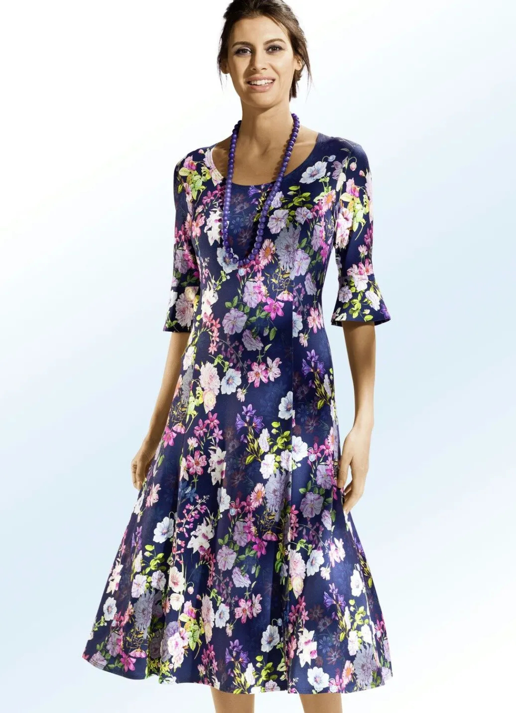 Damen Mona Sommerkleider|Freizeitkleider<Leicht tailliertes Kleid in modischer Schlupfform