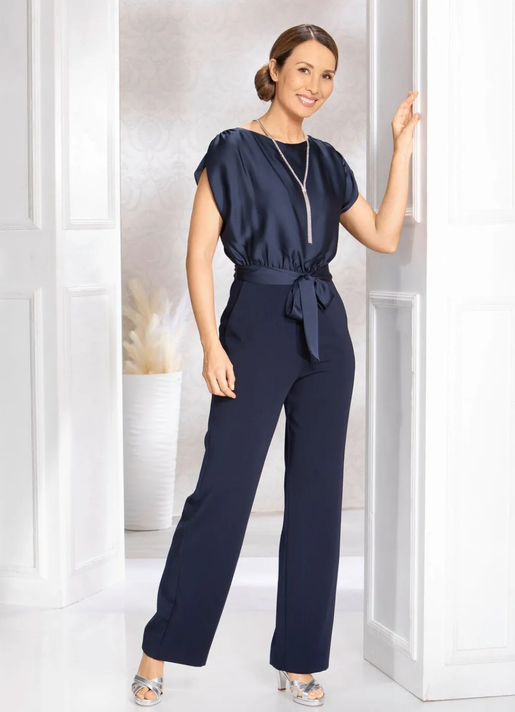 Damen Mona Abendkleider|Abendmode<Overall mit Bindegürtel