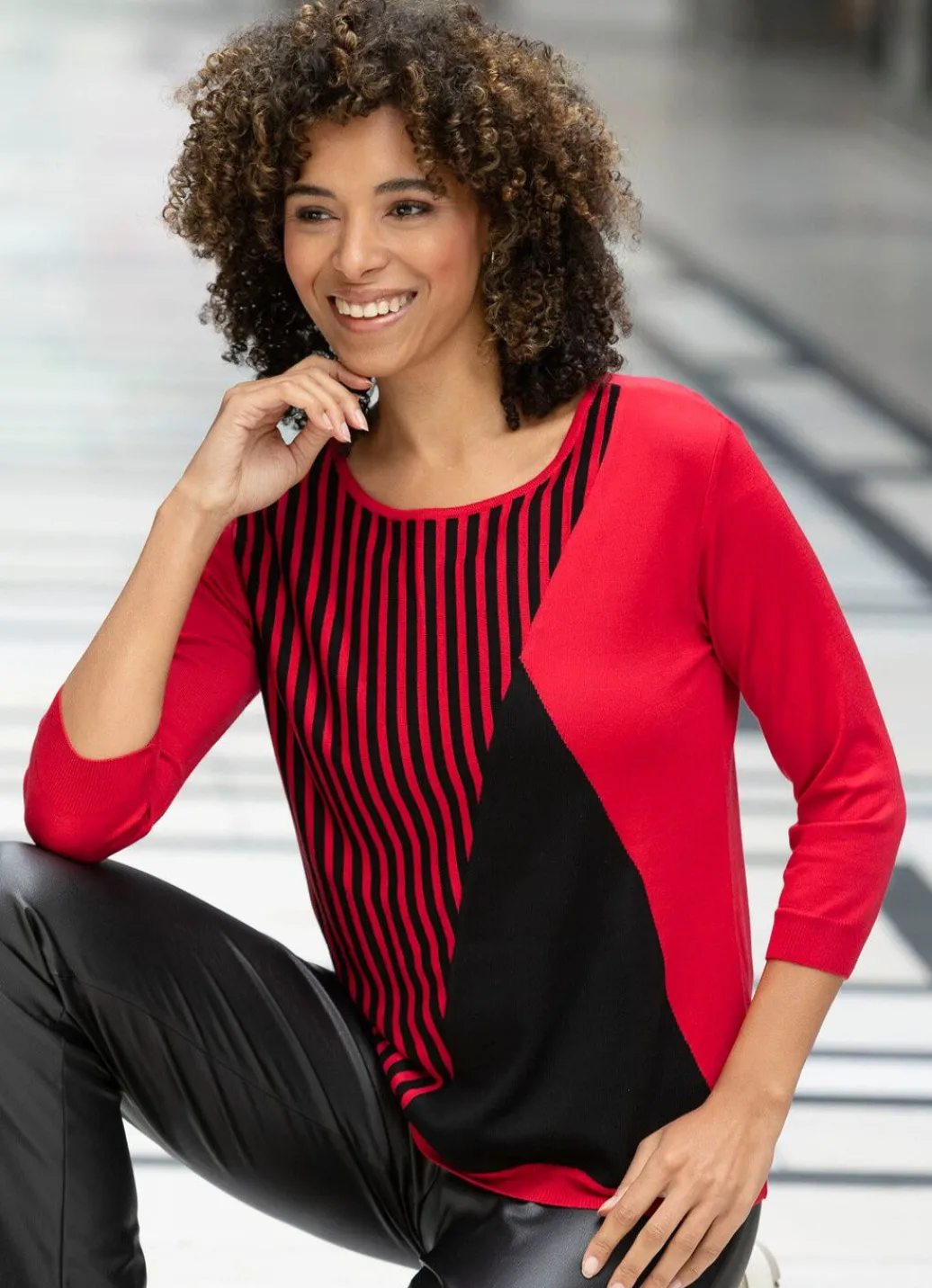 Damen Mona Pullover<Pullover in weich fließendem Feinstrick