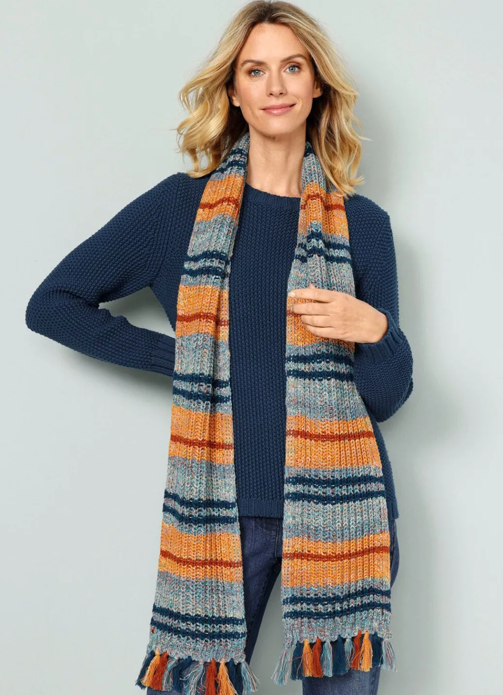Damen Mona Pullover<Pullover mit Schal in Grobstrick
