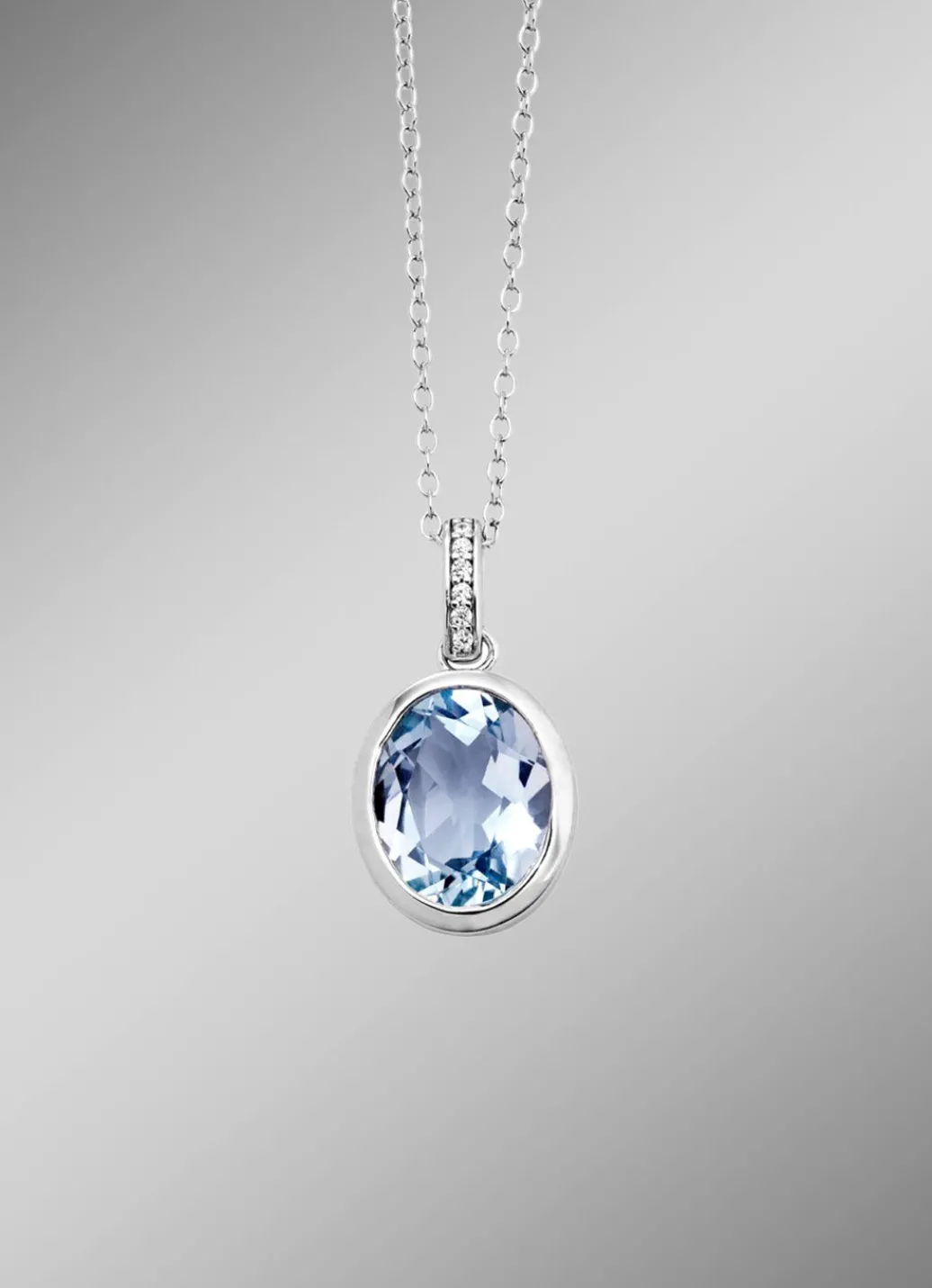 Online Schicker Anhänger mit beh. Blautopas und synth. Zirkonia Damen Anhänger