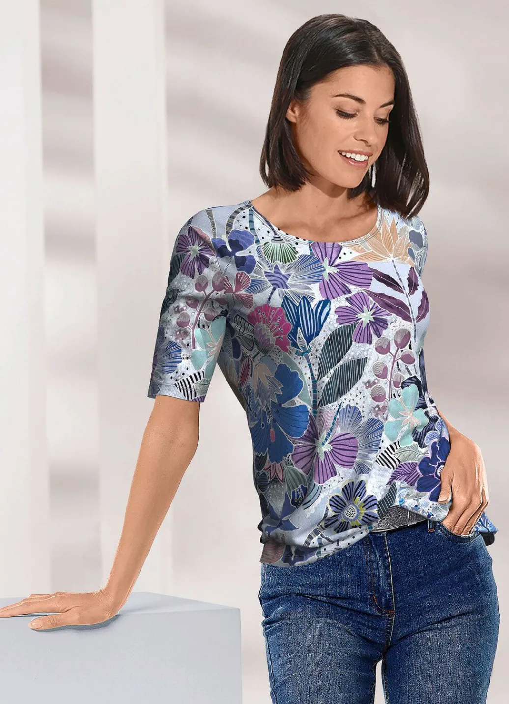 Shirt mit farbbrillantem Allover-Dessin Damen Kurzarm