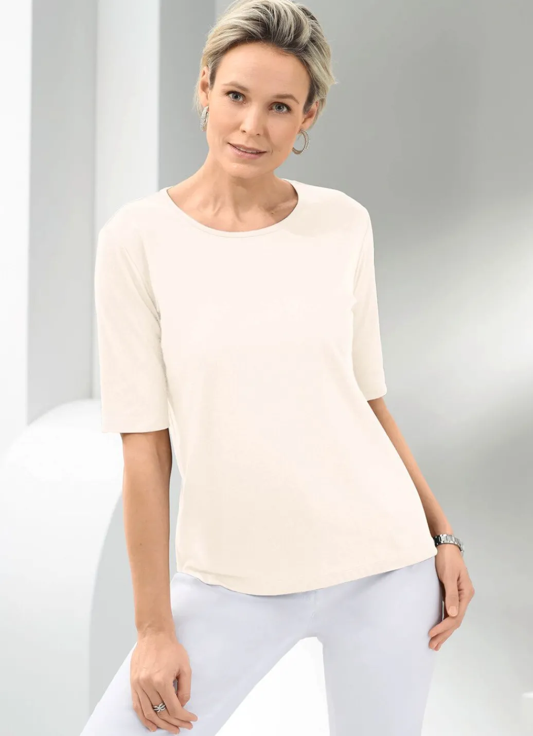 Damen Mona Kurzarm<Shirt mit rundem Halsausschnitt in 10 Farben