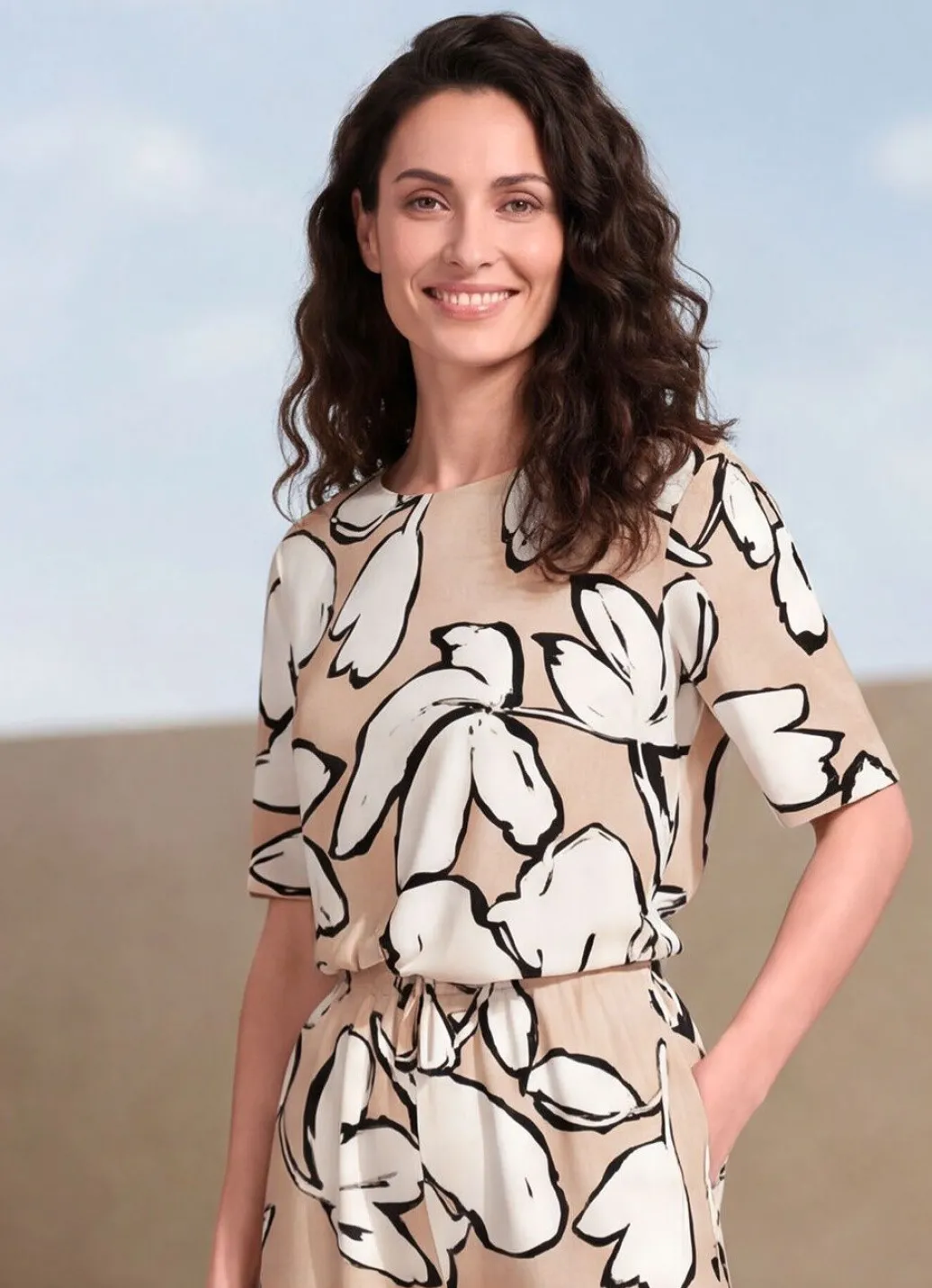 Damen Mona Kurzarm<Shirt mit U-Boot-Ausschnitt