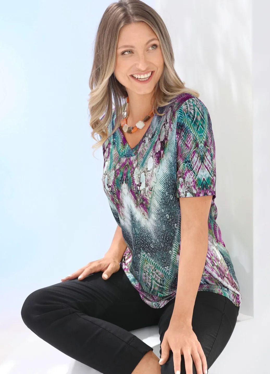 Discount Shirt mit V-Ausschnitt Damen Kurzarm