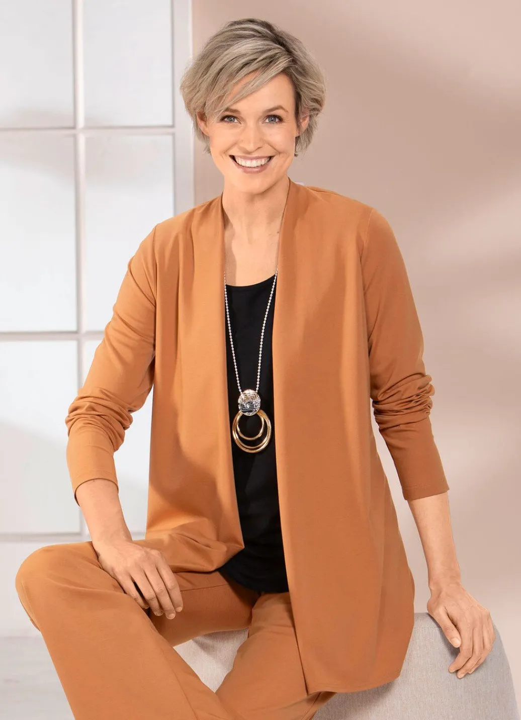 Outlet Shirtjacke in verschlussloser Form in 4 Farben Damen Shirtjacken