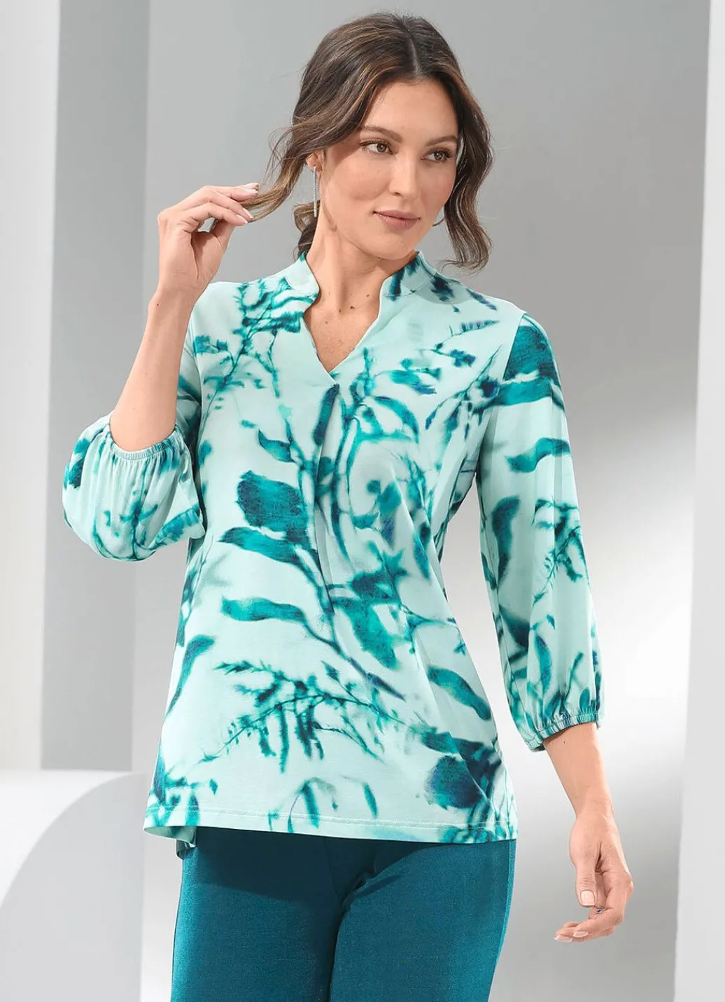 Damen Mona Tuniken<Shirt-Tunika mit farbbrillantem Druck