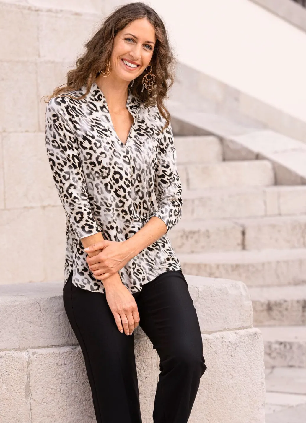 Damen Mona Tuniken<Shirt-Tunika mit Stehkragen