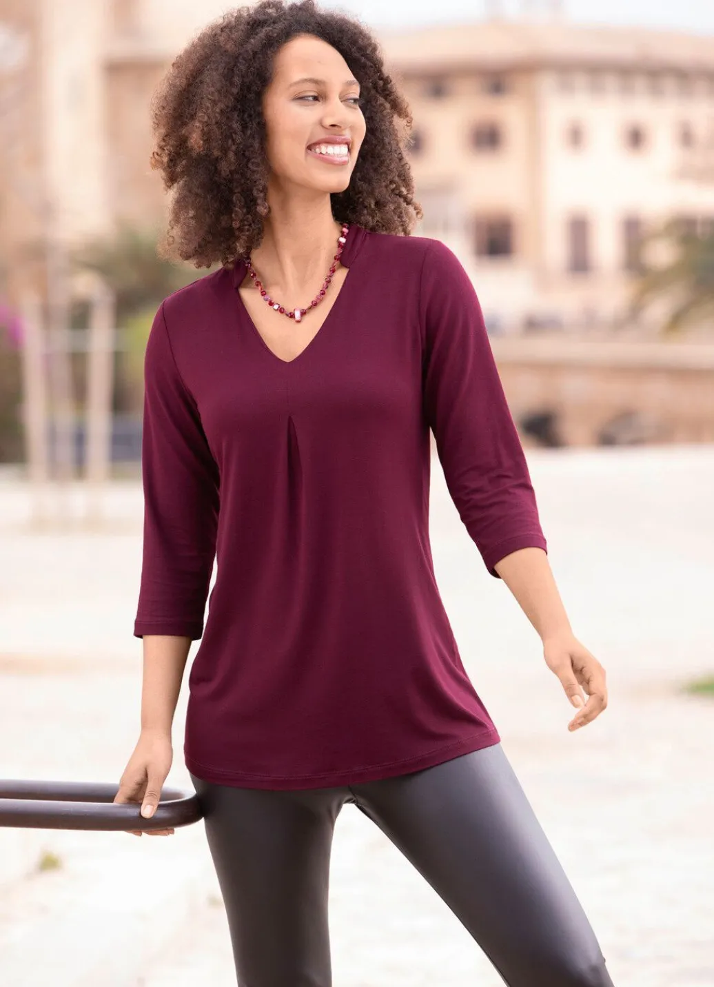 Damen Mona Tuniken|Basics<Shirt-Tunika mit V-Ausschnitt