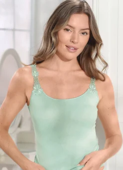 Sale Silvia Speidel Hemd mit hübschen Stickereimotiven Damen Unterhemden
