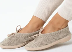 Slipper aus elastischem Strickmaterial mit Schnürung Damen Slipper