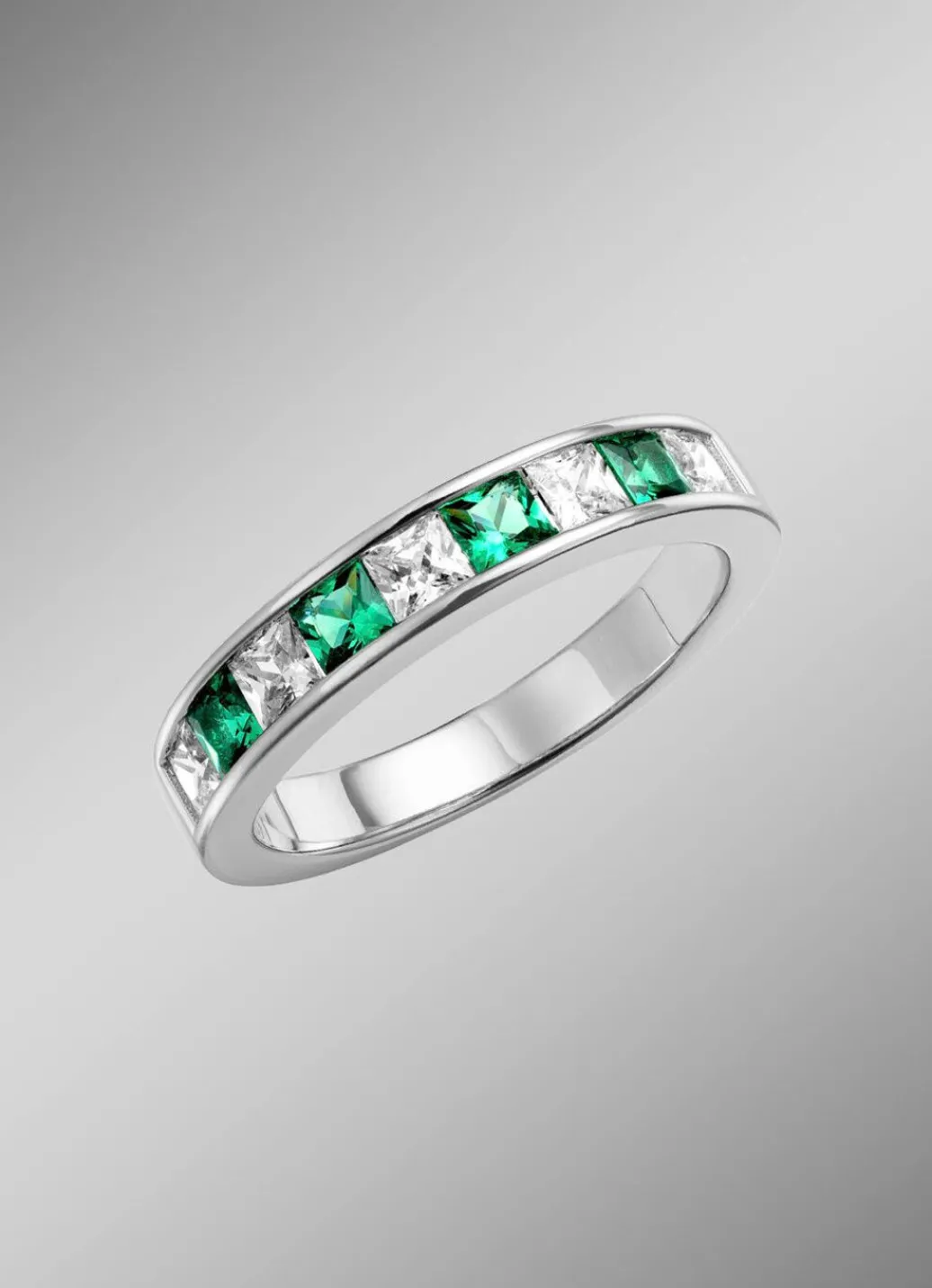 Clearance Strahlende Eleganz: Damenring mit synth. Zirkonia und Glassteinen Damen Ringe