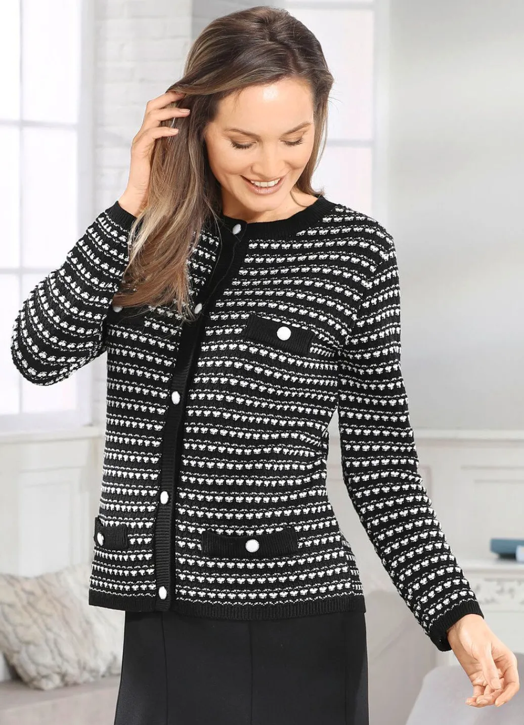 Sale Strickjacke mit aufwendigem Strukturmix Damen Strickjacken