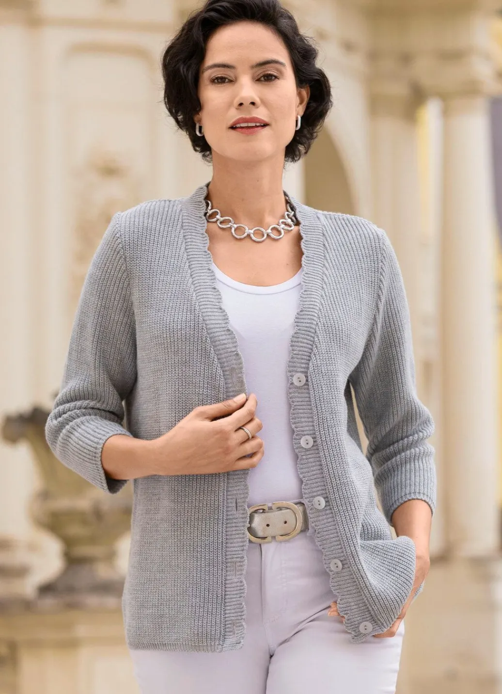 Online Strickjacke mit dezenten Glitzereffekten Damen Strickjacken|Basics