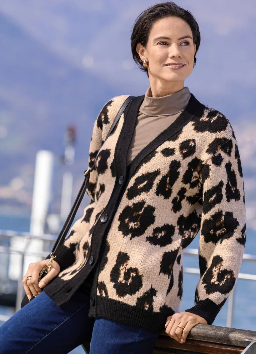 New Strickjacke mit flauschigem Griff Damen Strickjacken